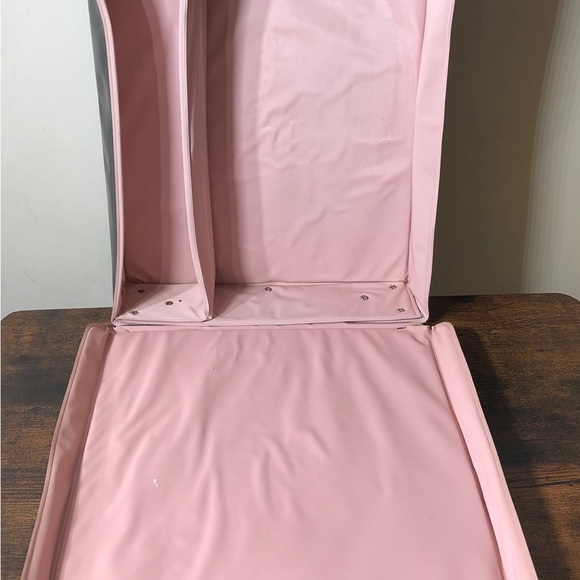 1964 Barbie Doll Case - Picture 13 of 13